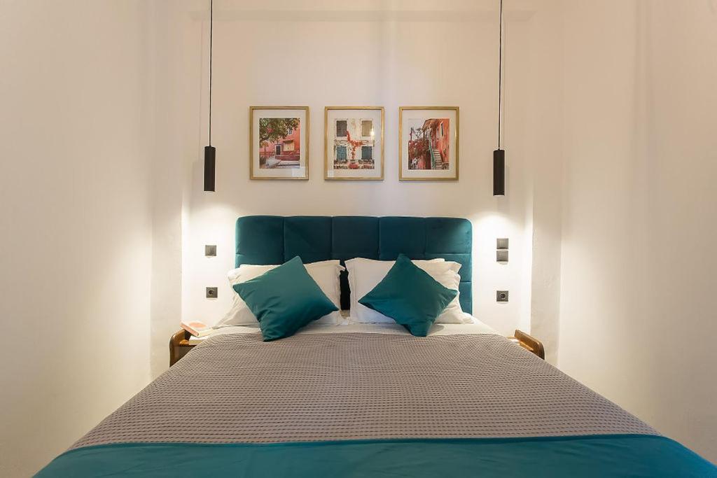 Deluxe Town Hall Square Flat In Historical Center 2 Corfu  Luaran gambar